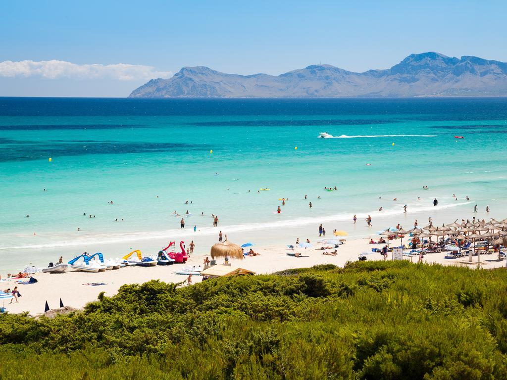Aparthotel Dunes Platja Can Picafort  Exteriör bild
