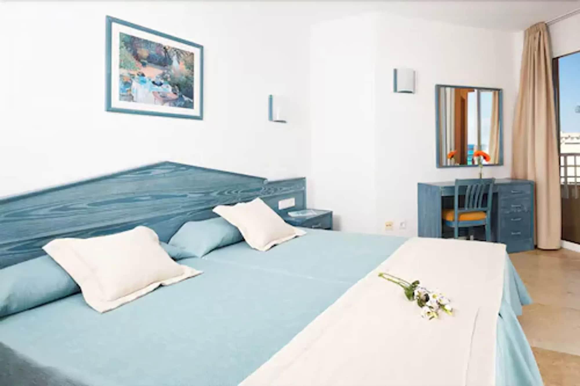 Aparthotel Dunes Platja Can Picafort  Exteriör bild