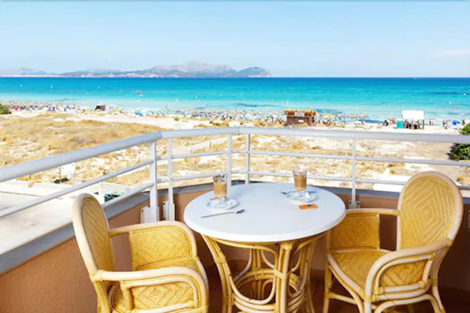 Aparthotel Dunes Platja Can Picafort  Exteriör bild