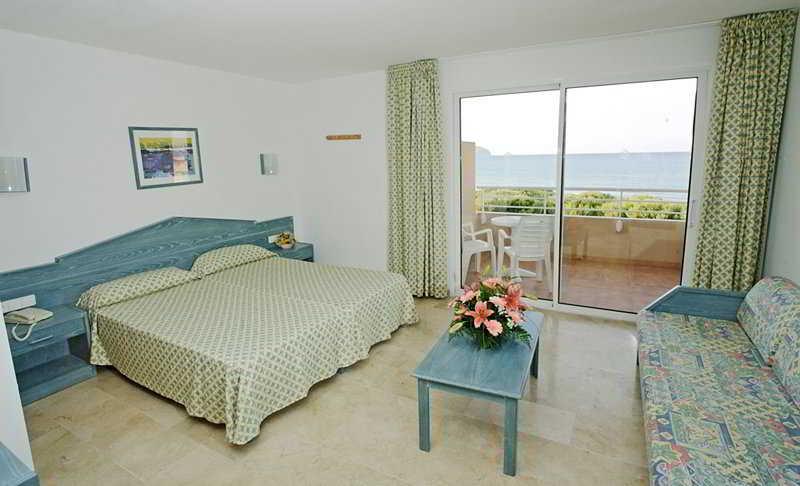 Aparthotel Dunes Platja Can Picafort  Exteriör bild