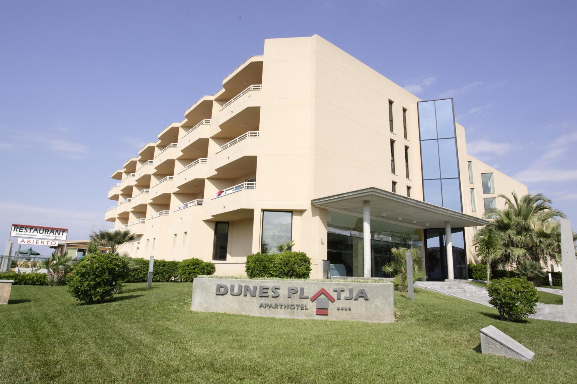Aparthotel Dunes Platja Can Picafort  Exteriör bild