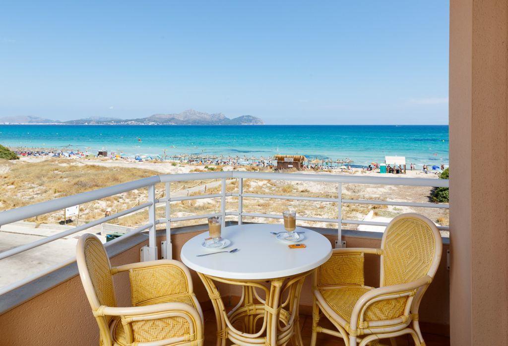 Aparthotel Dunes Platja Can Picafort  Exteriör bild