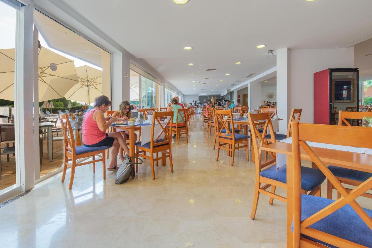 Aparthotel Dunes Platja Can Picafort  Exteriör bild